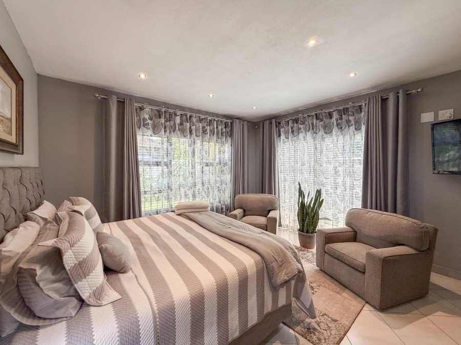 7 Bedroom Property for Sale in Melodie North West